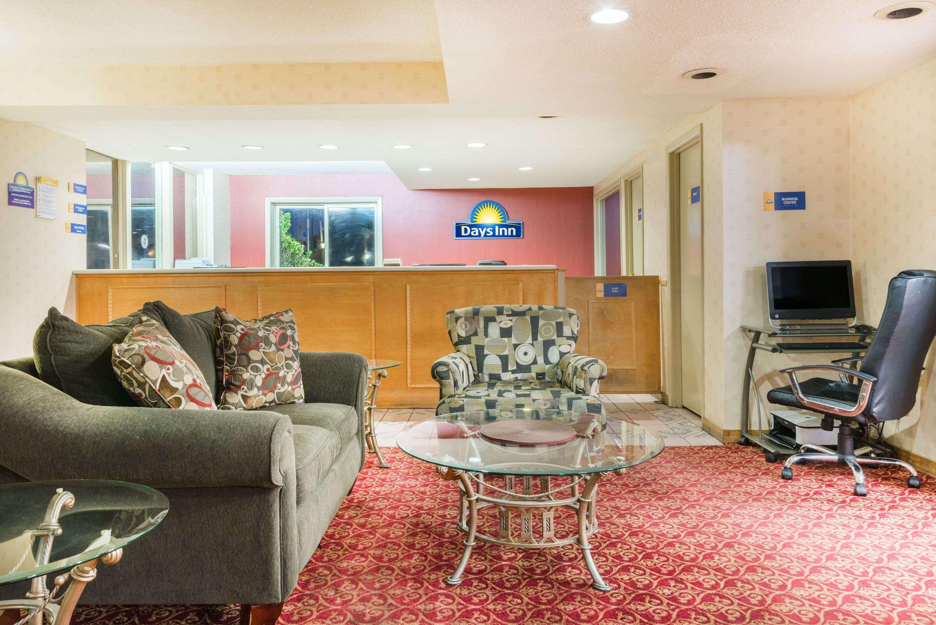 Days Inn By Wyndham Paintsville Экстерьер фото